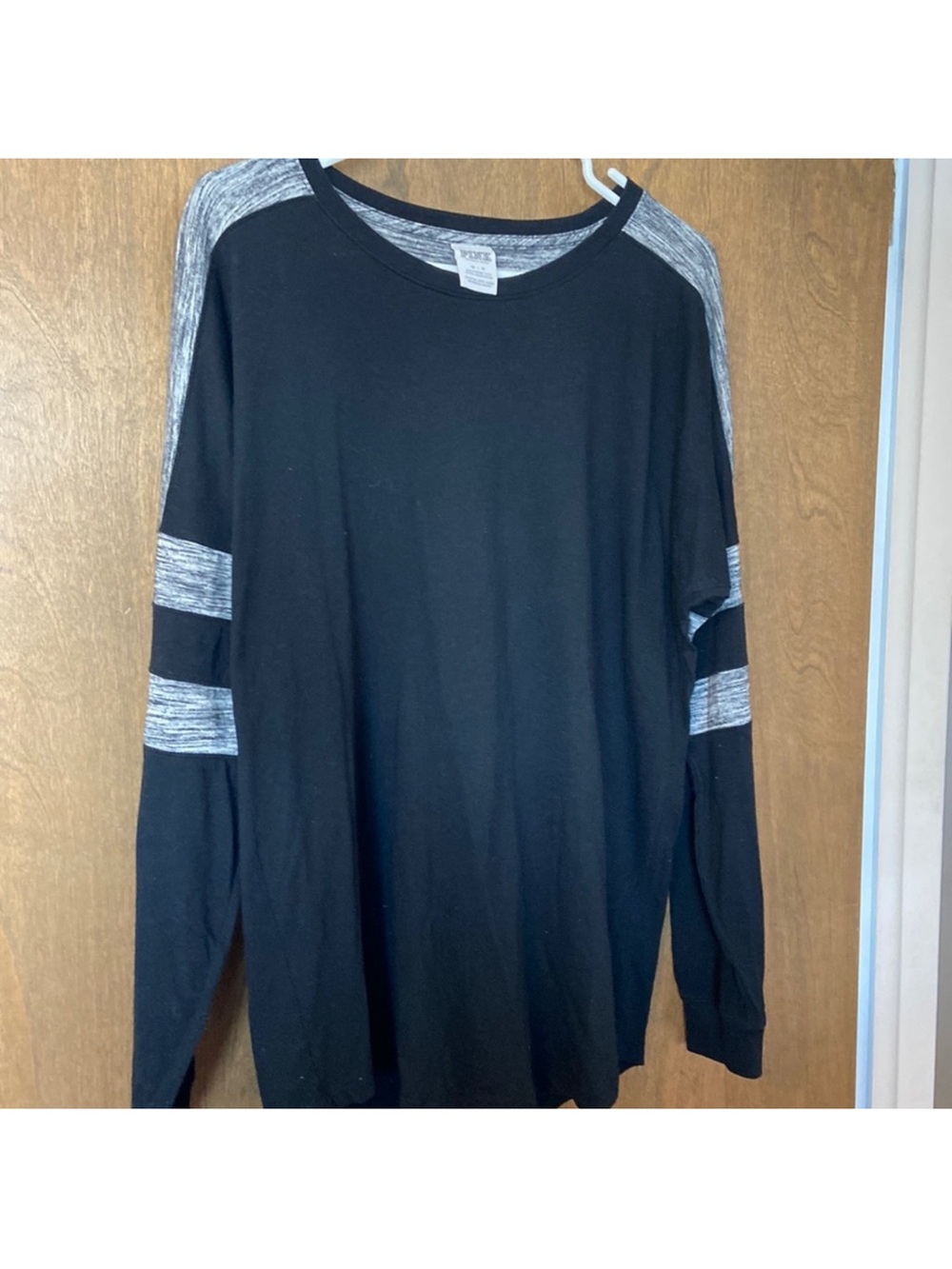 VS Pink Long Sleeve Black Women’s Shirt with Heather Gray Accents